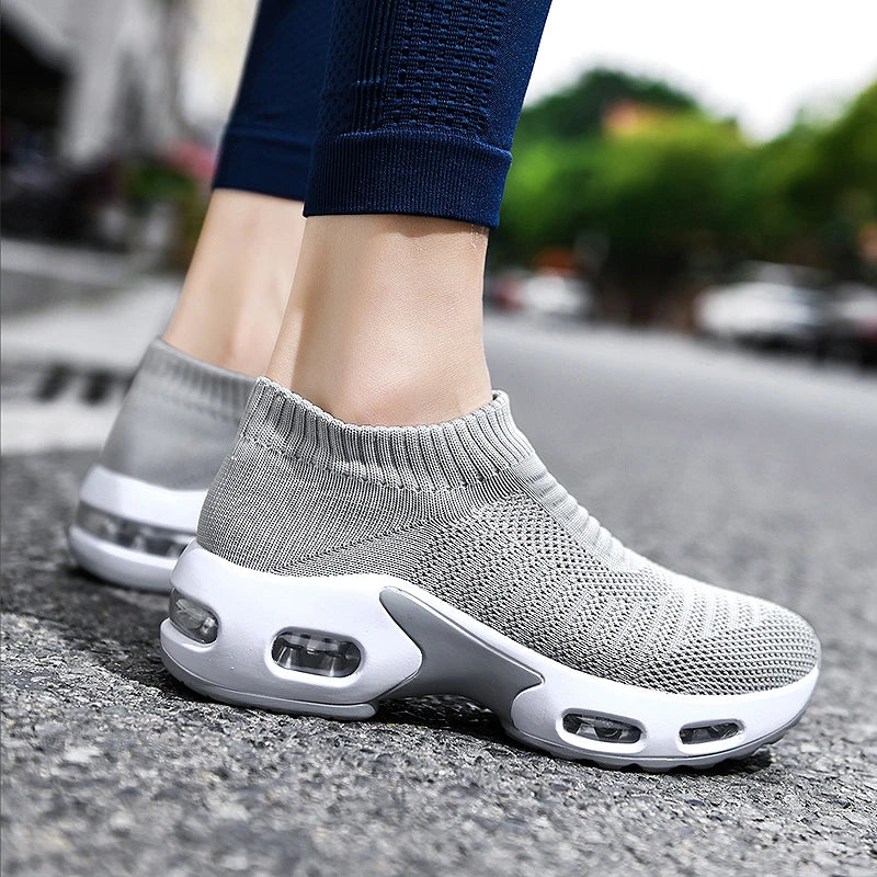VÜR GlideKnit Air Sneakers – Slip-On Comfort with Hidden Air Cushion