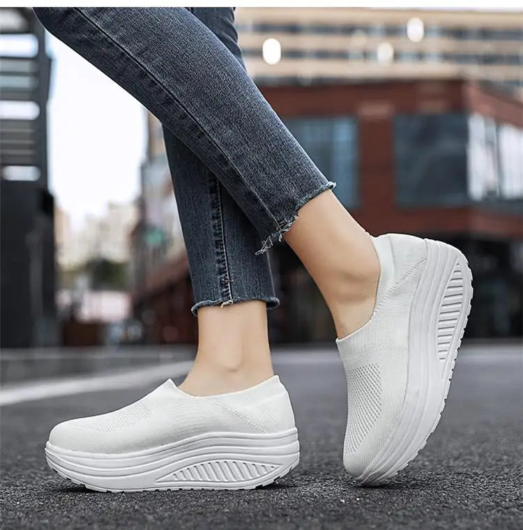 VÜR FlexRise™ Platform Walkers