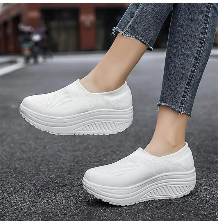 VÜR FlexRise™ Platform Walkers
